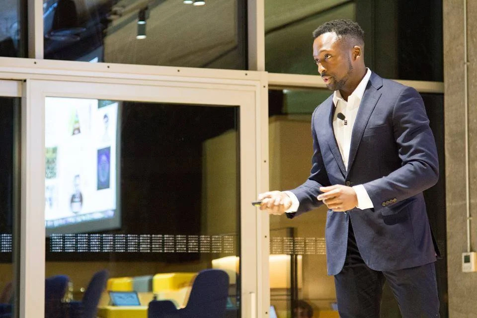 Dr Raphael Olaiya TED Talk Medical entrepreneur Medtech AI Tech in Healthcare at agent Great British Speakers